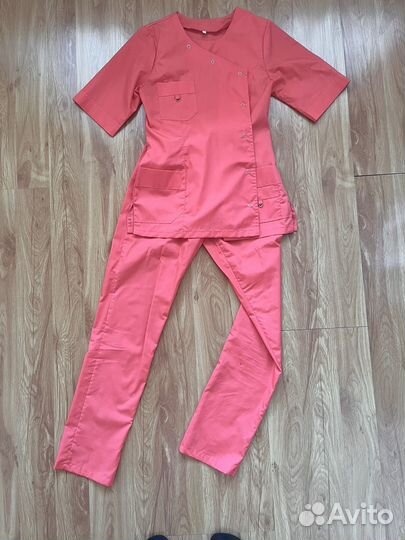 Костюм брючный медицинский