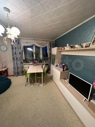 2-к. квартира, 50 м², 9/9 эт.