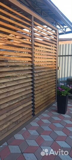 Деревянные жалюзи для террасы от производителя