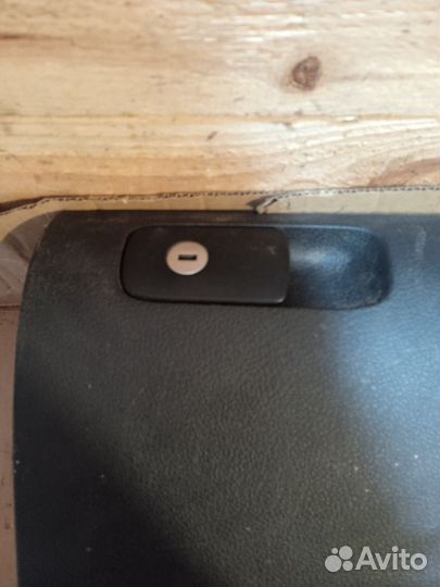 Бардачок Volkswagen Golf Plus