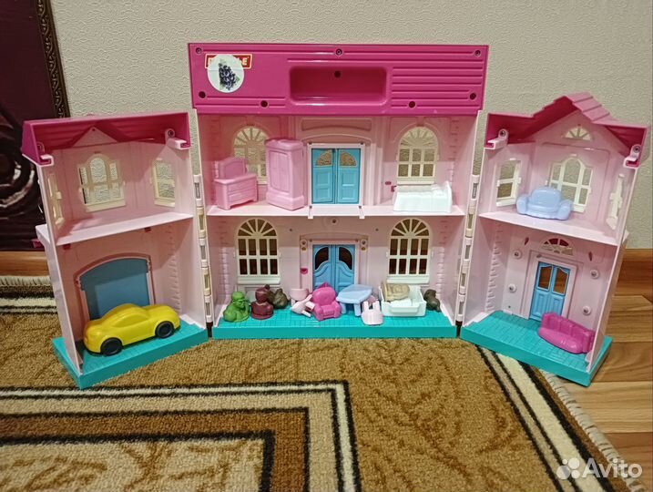 Домик кукольный