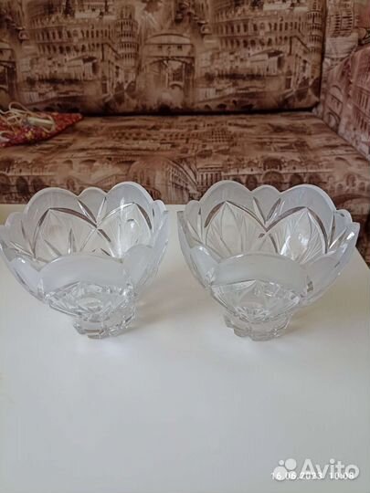 Сахарница, кувшин, вазочки