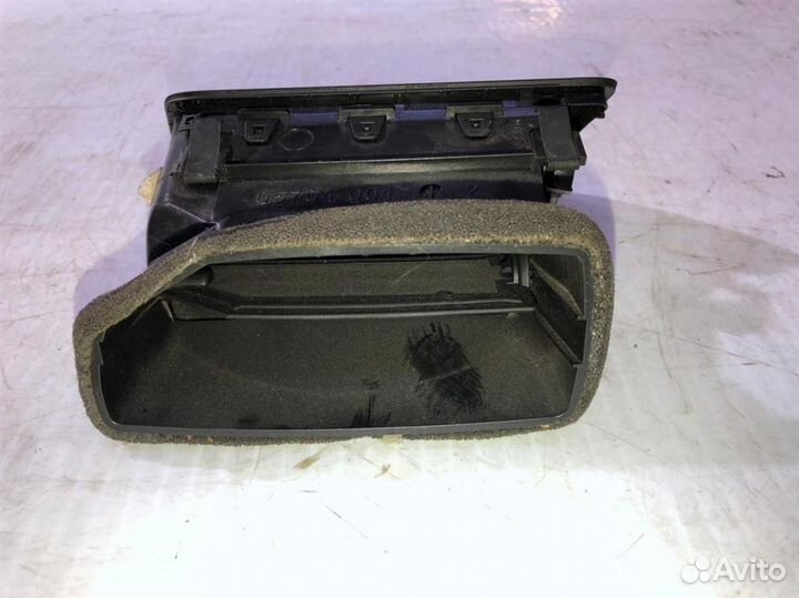 Воздуховод в торпеду VW-Фольксваген Passat CC 200