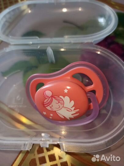 Пустышка avent 6-18мес. новая