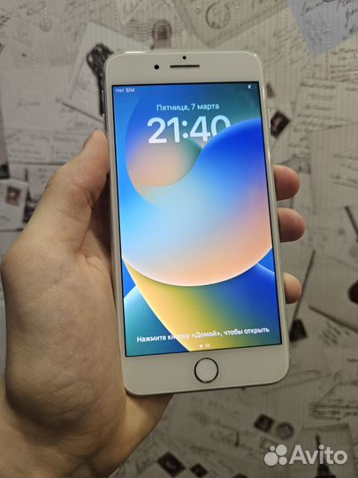 iPhone 8 Plus, 64 ГБ