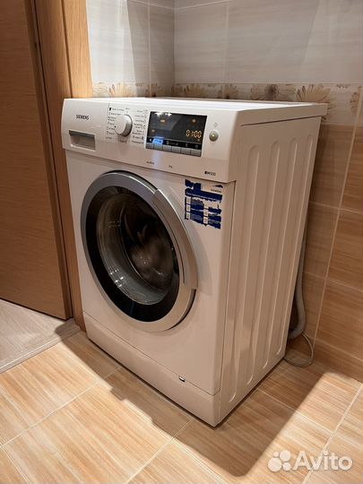 Стиральная машина Siemens aquaStop IQ500 на 6 кг