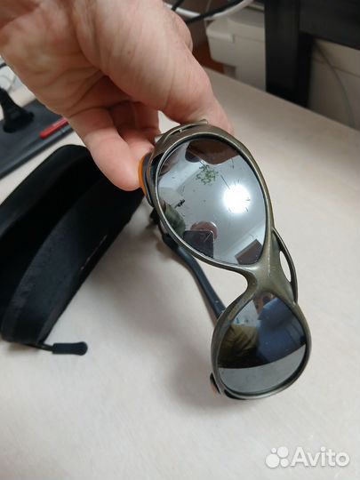 Солнцезащитные очки