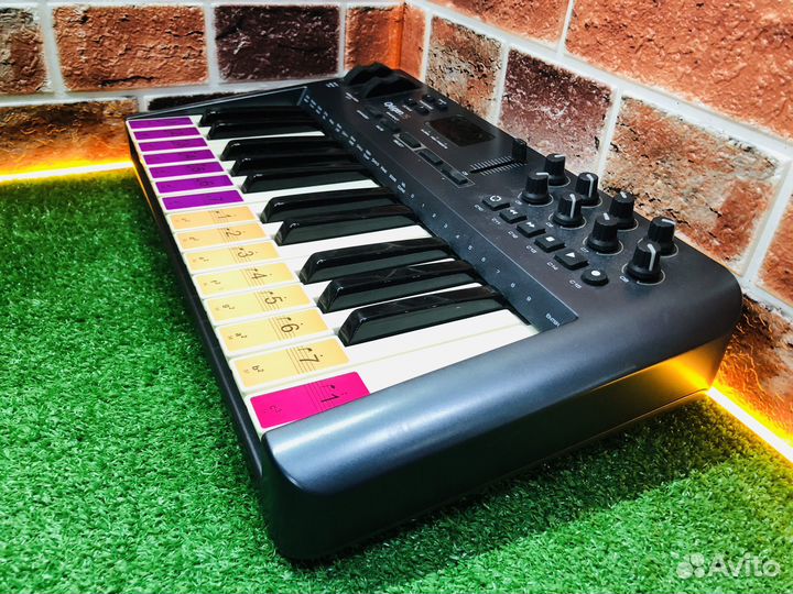 Z.11501 M-Audio Oxygen 25 3rd