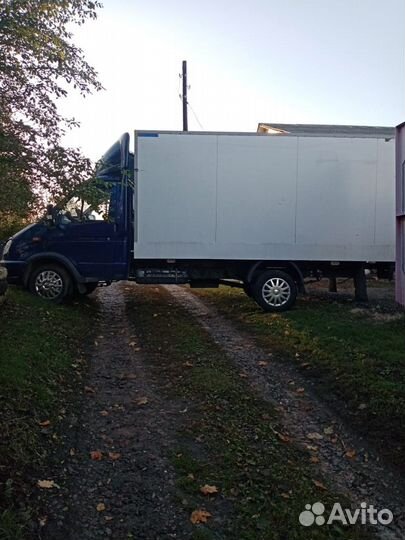 Водитель с личным автомобилем газель