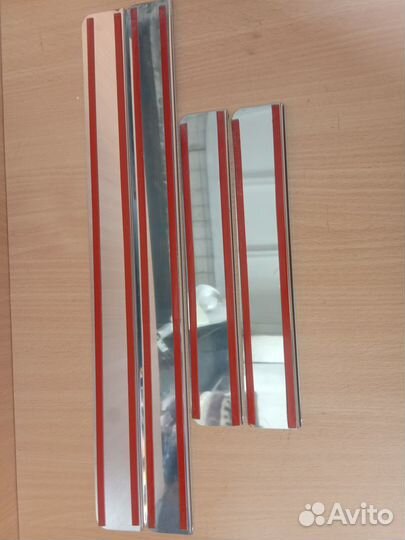 Накладки на пороги Ssang Yong Action