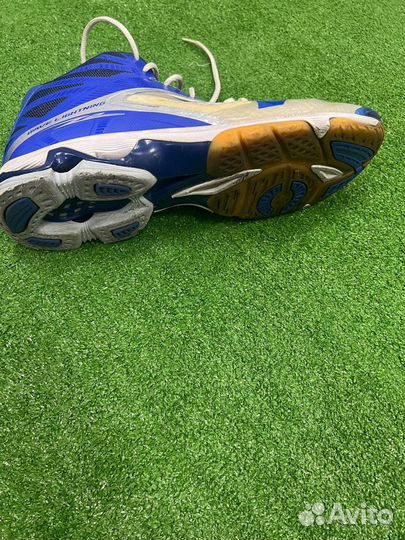 Волейбольные кроссовки Mizuno Wave Lightning Z2