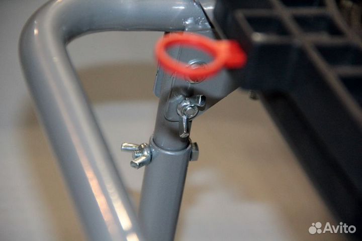 Стойка-опора на лик-трос в лодку складная