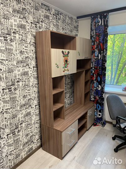 Стенка-тумба в комнату