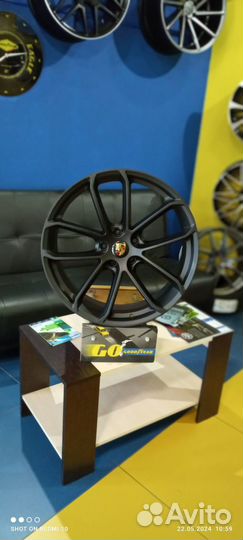 Диски R22 Porsche Cayenne Разноширокие