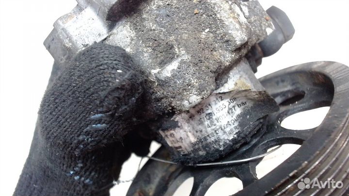 Гур Saab 9-5, 2002