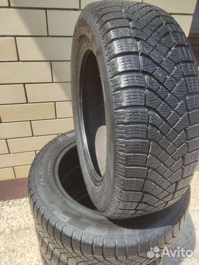 Pirelli Ice Zero FR 185/60 R15