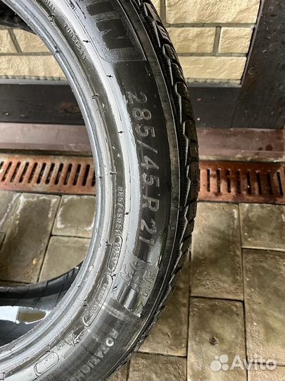 Michelin Alpin 5 285/45 R21