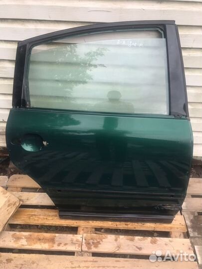 Дверь задняя правая Volkswagen Passat B5
