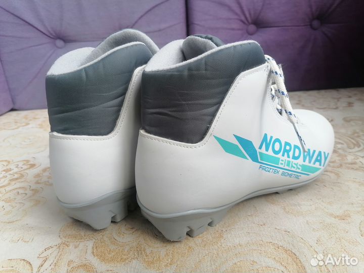 Ботинки для беговых лыж