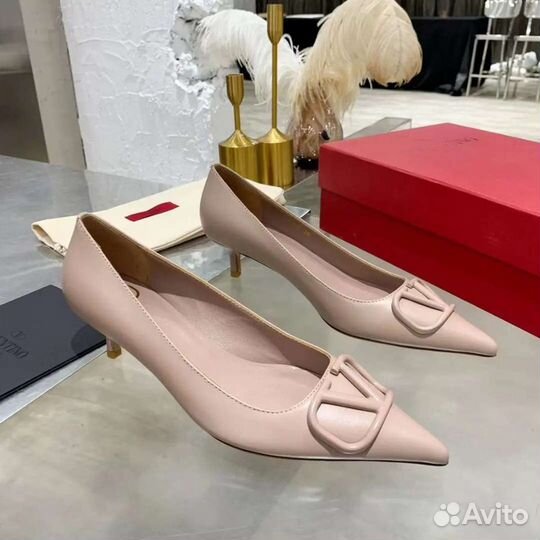 Туфли женские Valentino