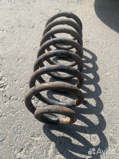 Пружина задняя на renault logan 2