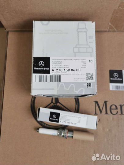 Свечи зажигания A2701590600 оригинал Mercedes