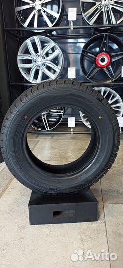 Dunlop Winter Maxx WM02 185/65 R15