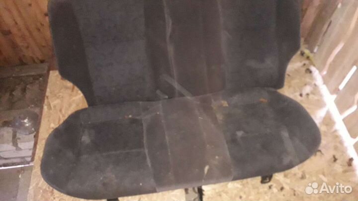 Заднее сиденье