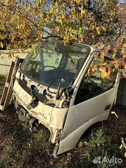 Кабина toyota dyna