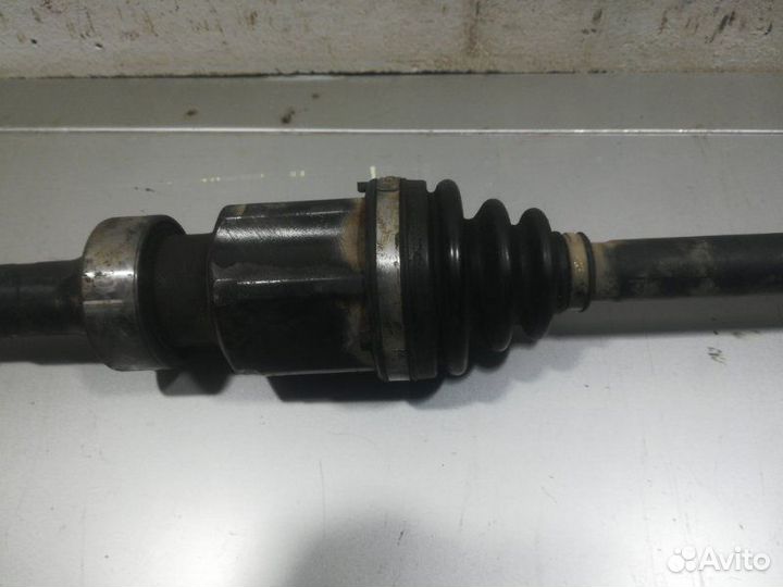 Привод (полуось) правый Mazda Cx-5