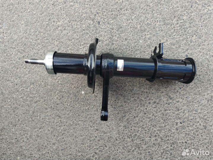 Передние стойки ваз 2110 новые