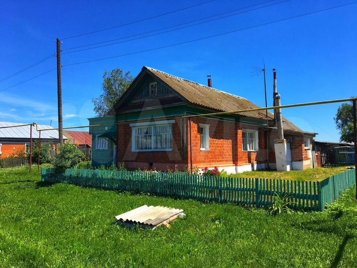 Дом 3210 м² на участке 32,1 сот.