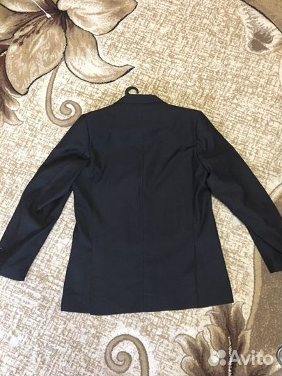 Школьный костюм