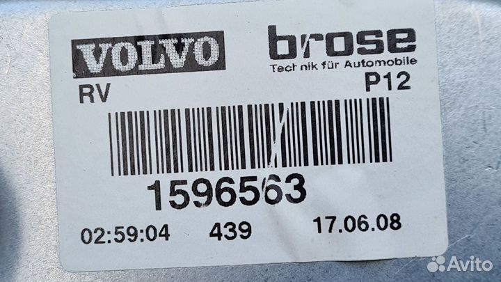 Стеклоподемник передний правый Вольво V-50