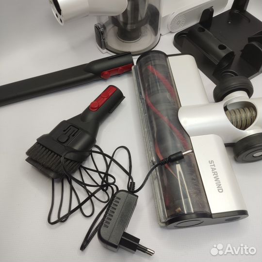 Вертикальный пылесос Starwind SCH9950