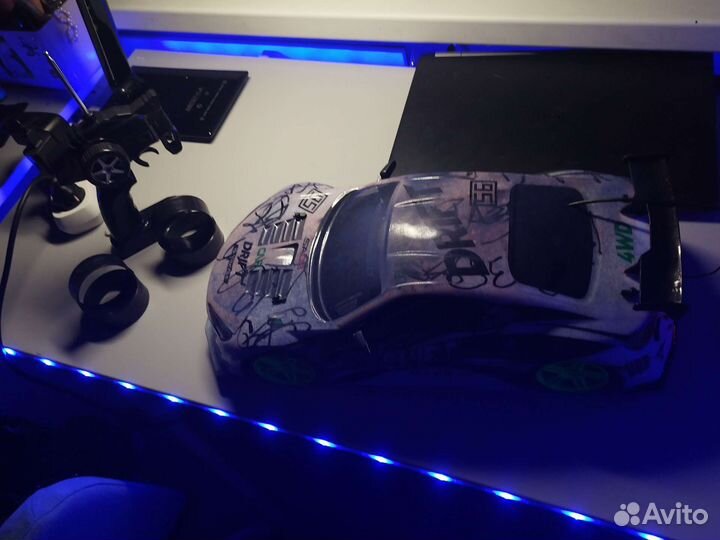 Машина ну пульте управления