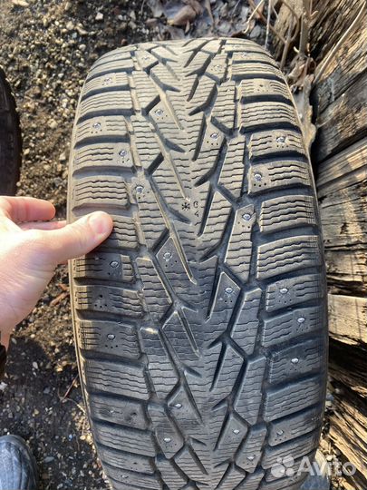 Nokian Tyres Hakkapeliitta 7 215/55 R17
