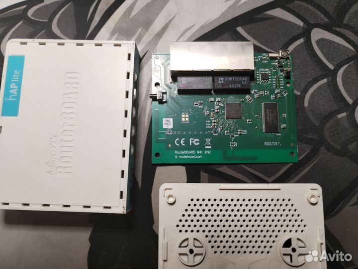 Роутер MikroTik hAP lite RB941-2nD