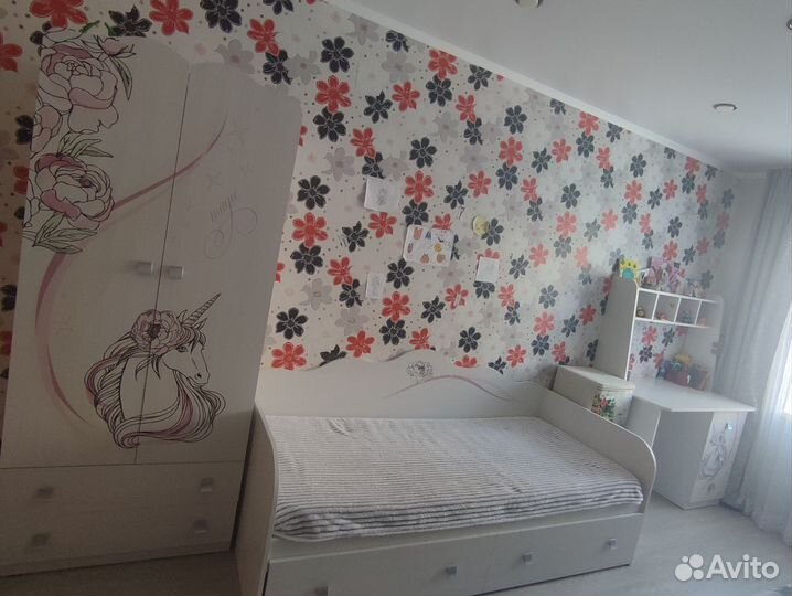 Продам набор мебели