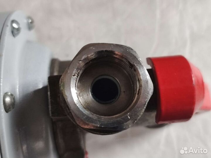 Регулятор давления воды 2 шт