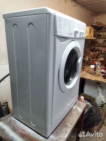 Стиральная машина indesit 6кг