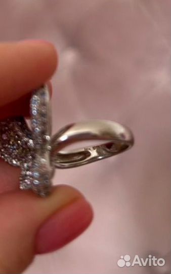 Роскошное золотое кольцо с бриллиатами mercury