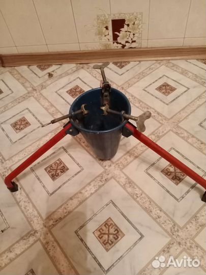 Подставка под ёлку