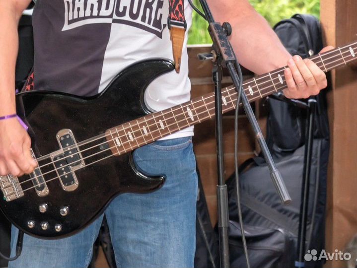 Басс гитара 4 струны