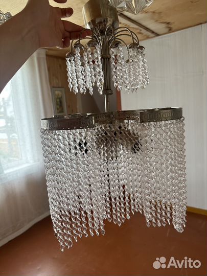Люстра с подвесками