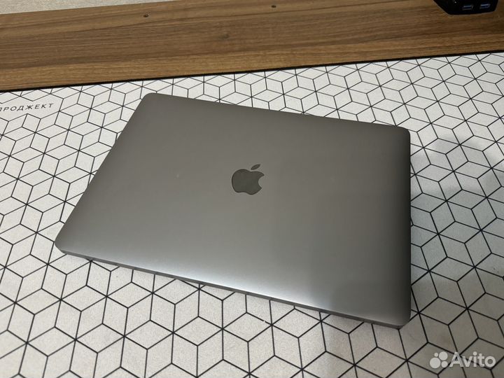 MacBook Air M1