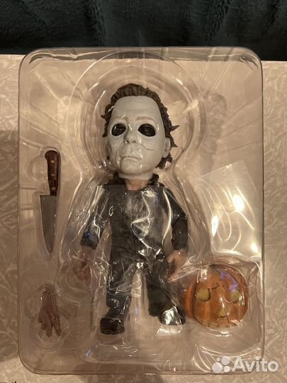 Mezco halloween michael myers