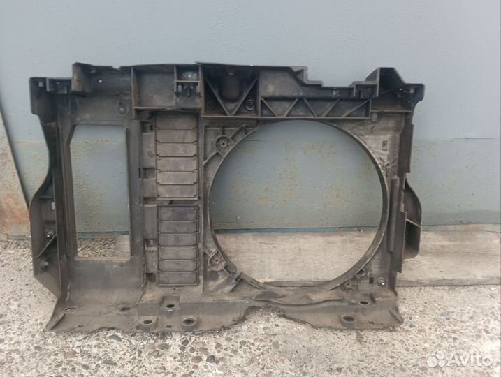 Панель радиатора Citroen c5