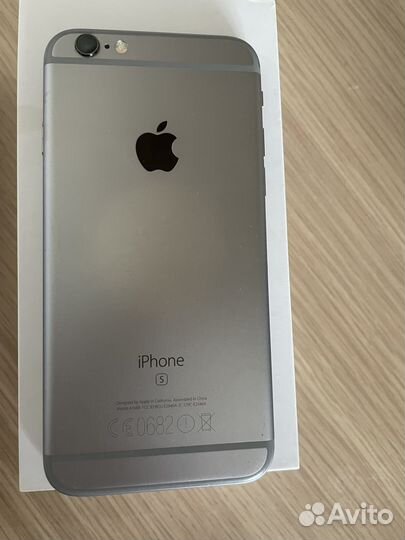 iPhone 6S, 32 ГБ