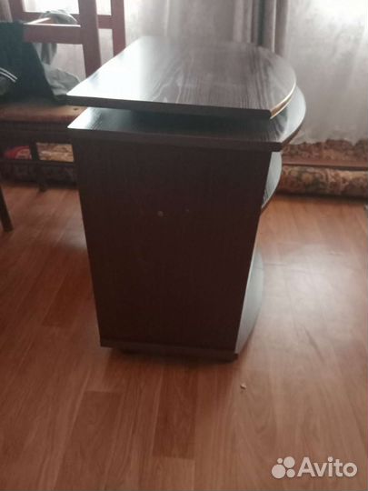 Тумба под телевизор